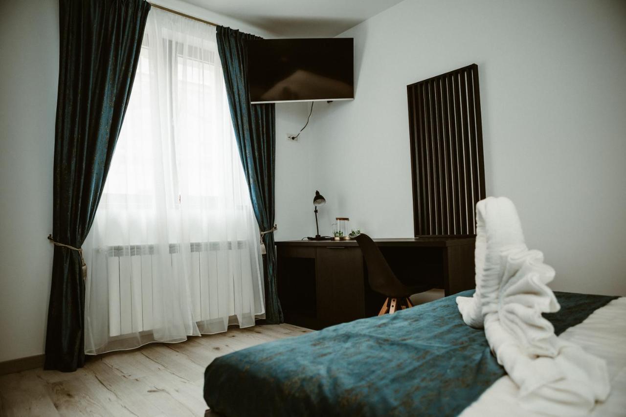 Arini White House Apartamento Sibiu Exterior foto