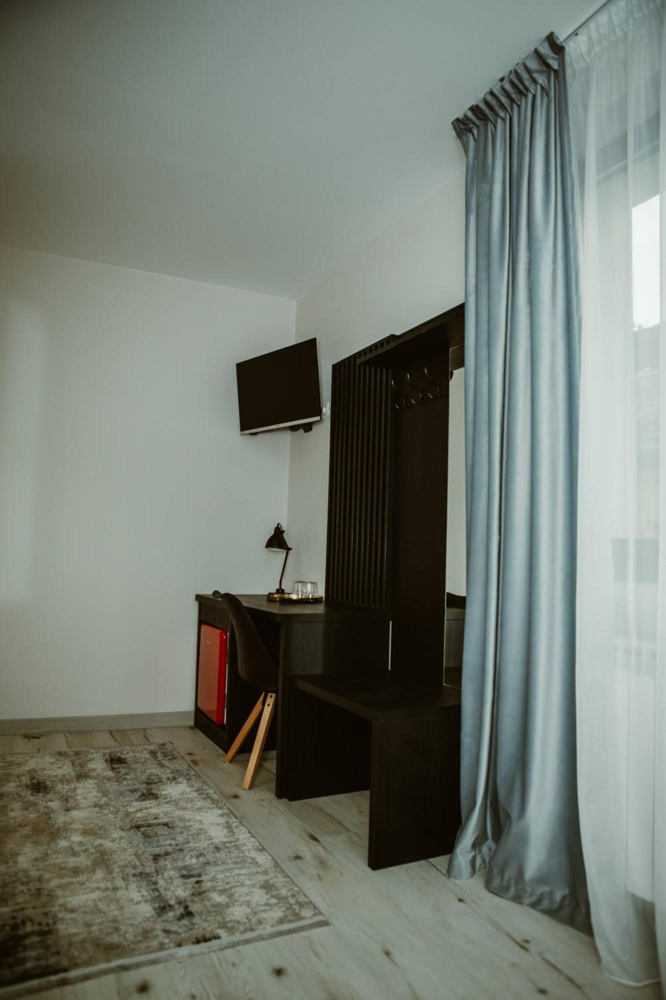 Arini White House Apartamento Sibiu Exterior foto